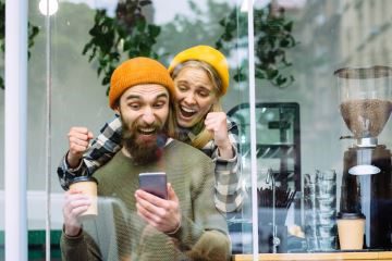 A couple from a Nordic community in Norway demonstrates their excitement at being able to successfully change the model of the new dishwasher they purchased online before it gets shipped to their home. This demonstrates the importance of Nordic native language customer service outsourcing solutions.